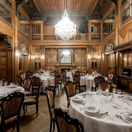 Aparthotel Palac Bielawa