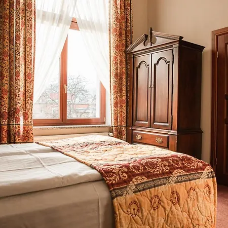 Palac Aparthotel Bielawa (Dzierzoniow)